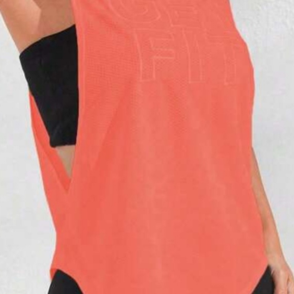 Workout top - Picture 4 of 7